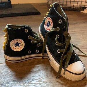 Toddler Boys Dino converse size 11